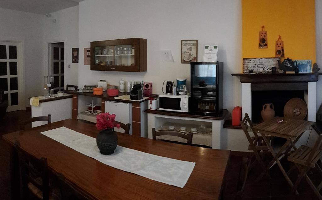 Al Sole Di Pula Bed & Breakfast Exterior photo