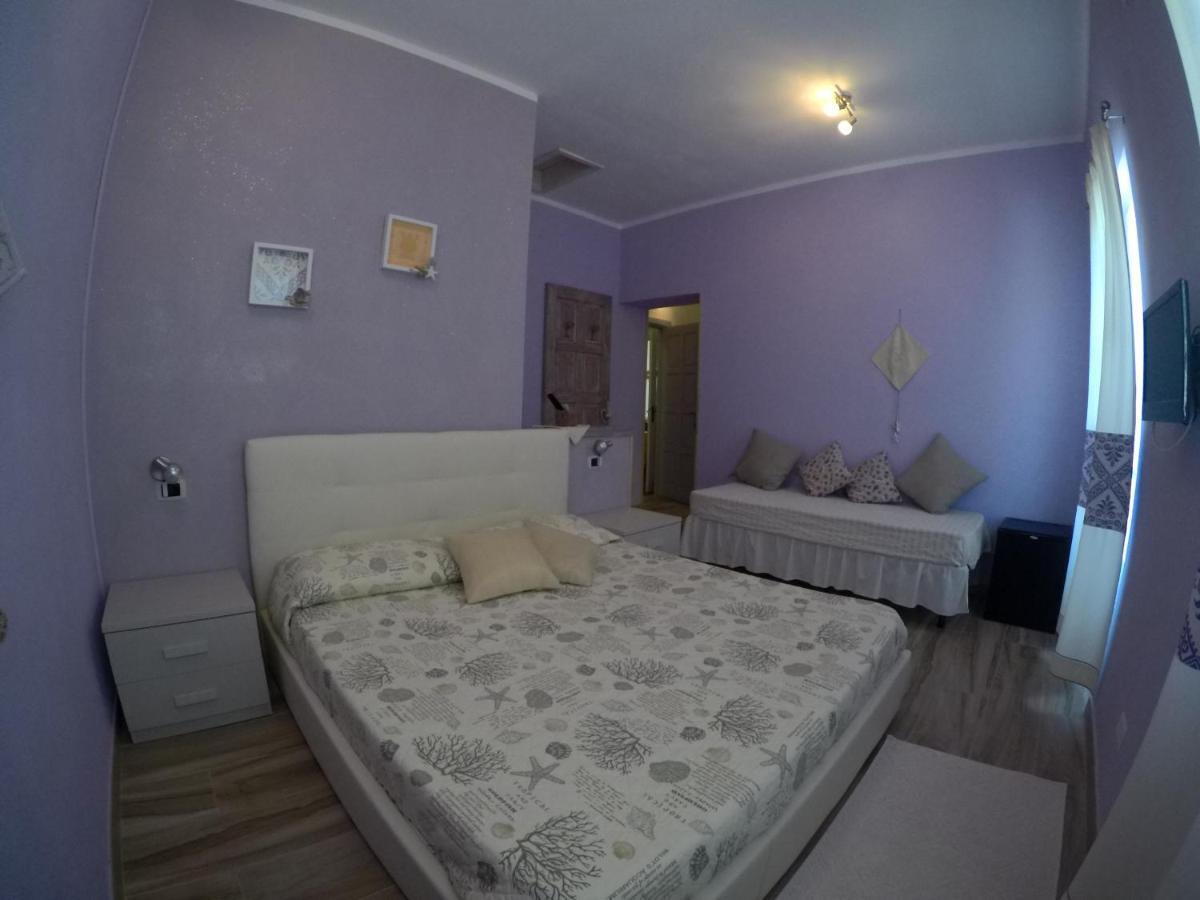 Al Sole Di Pula Bed & Breakfast Exterior photo